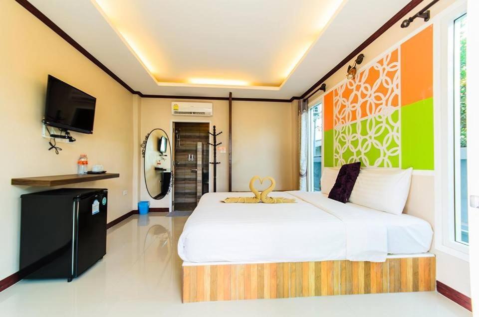 Hotel The Harbor Front เกาะล้าน Exteriér fotografie
